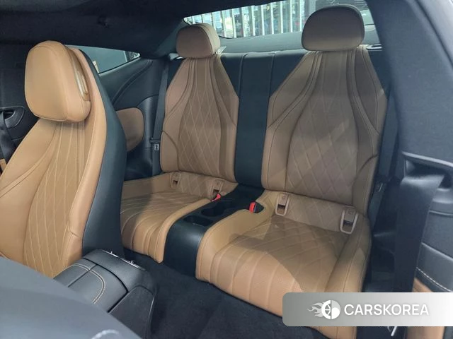 Mercedes-Benz CLE-Class C236 2024 Серебряный из Кореи, фото 2