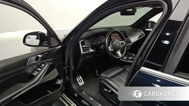 BMW X7 (G07) 2020 Черный из Кореи, фото 2