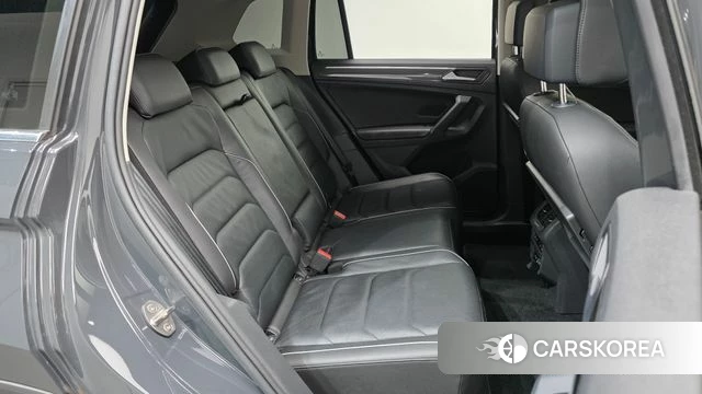 Volkswagen Tiguan second Generation 2020 Серый из Кореи, фото 2