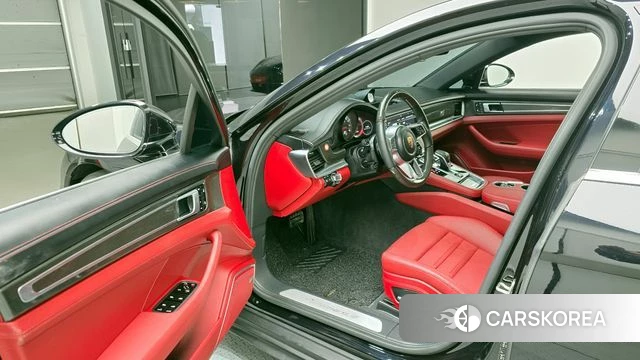 Porsche Panamera (971) 2019 Черный из Кореи, фото 2