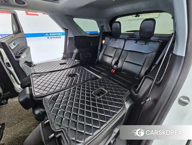 Ford Explorer 6th Generation 2020 Белый из Кореи, фото 2