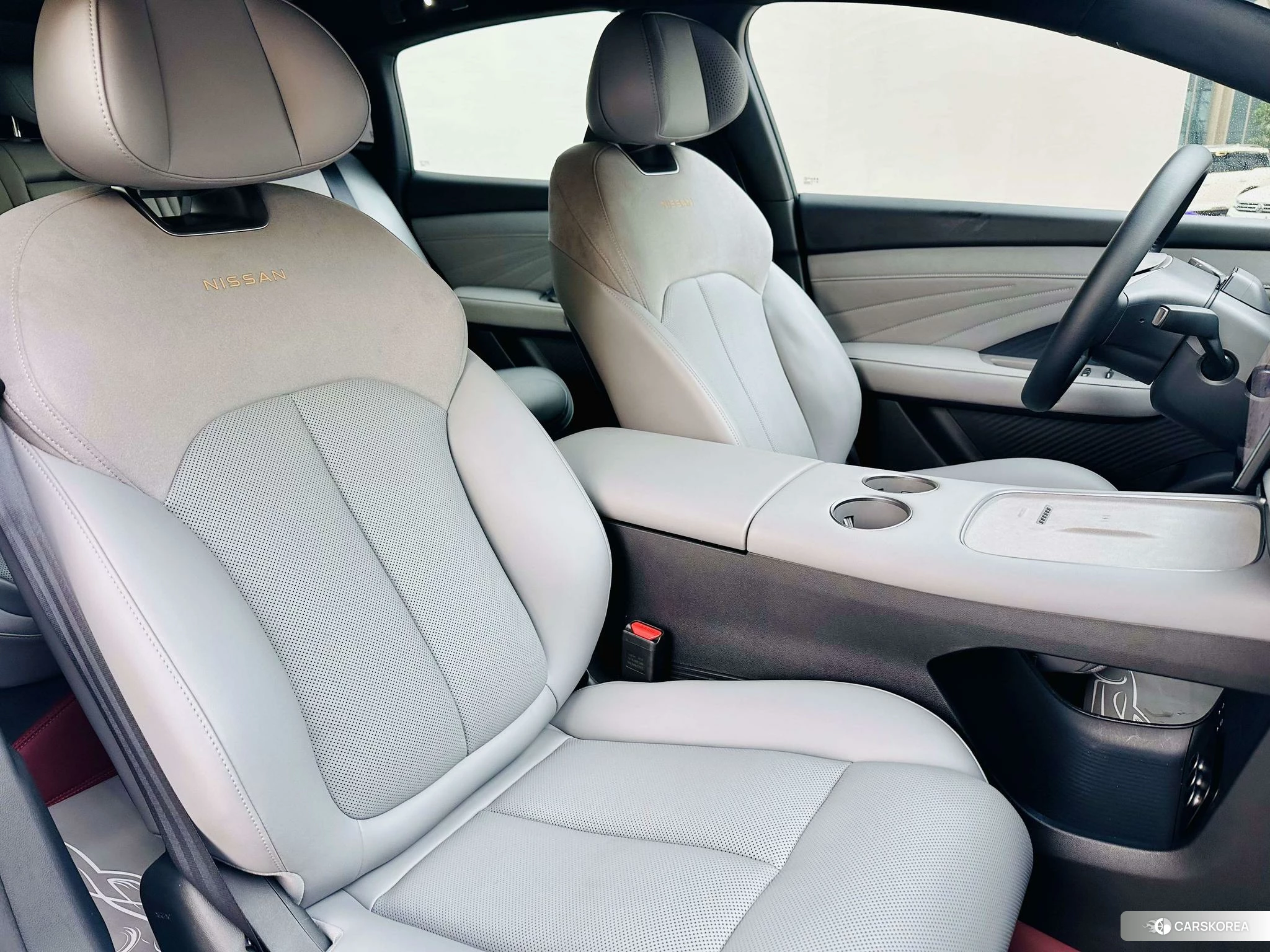 Nissan N7 2025 Серебристо-серый из Китая, фото 2