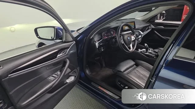 BMW 5 Series (G30) 2020 Синий из Кореи, фото 2