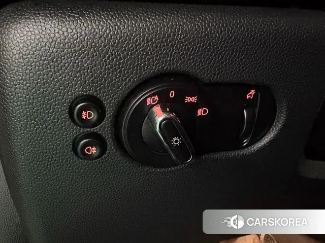 Mini Cooper 2020 Жемчужный цвет из Кореи, фото 2