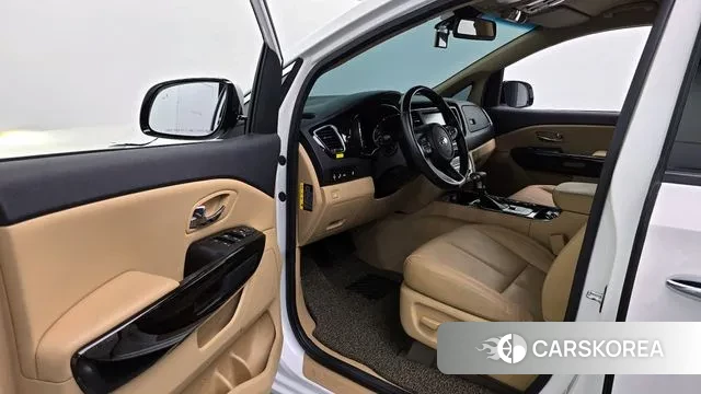 Kia The New Carnival 2018 Белый из Кореи, фото 2