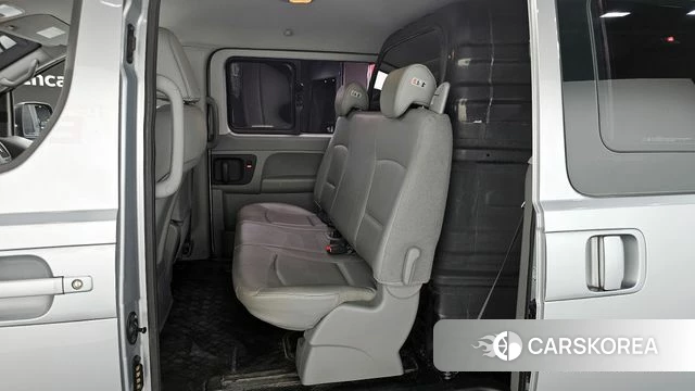 Hyundai The New Grand Starex 2020 Серебристо-серый из Кореи, фото 2