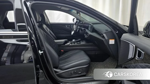 Kia K8 Hybrid 2022 Черный из Кореи, фото 2