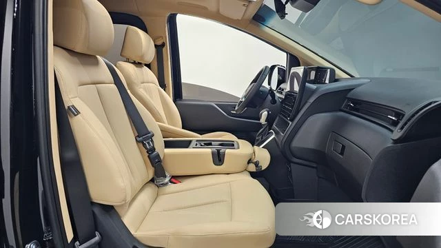 Hyundai Staria 2025 Черный из Кореи, фото 2
