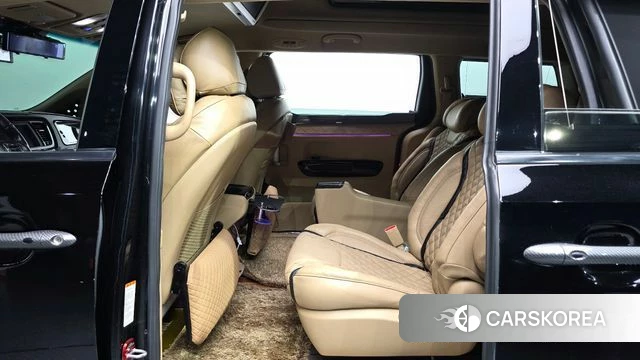Kia The New Carnival 2018 Черный из Кореи, фото 2