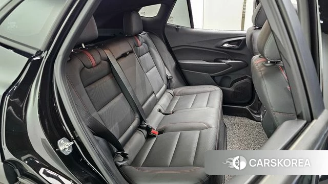 Chevrolet (GM Daewoo) Trax Crossover 2023 Черный из Кореи, фото 2