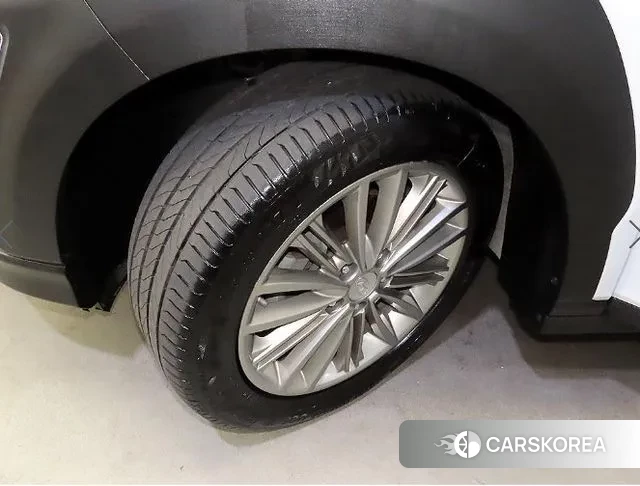 Hyundai Kona 2018 Белый из Кореи, фото 2