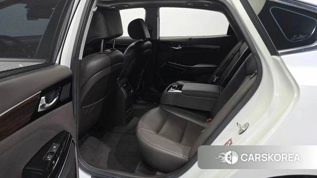 Kia Come New K7 2018 Белый из Кореи, фото 2