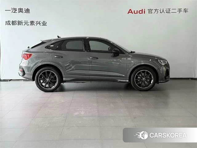 Audi Q3 Sportback 2021 Темно-серый из Китая, фото 2