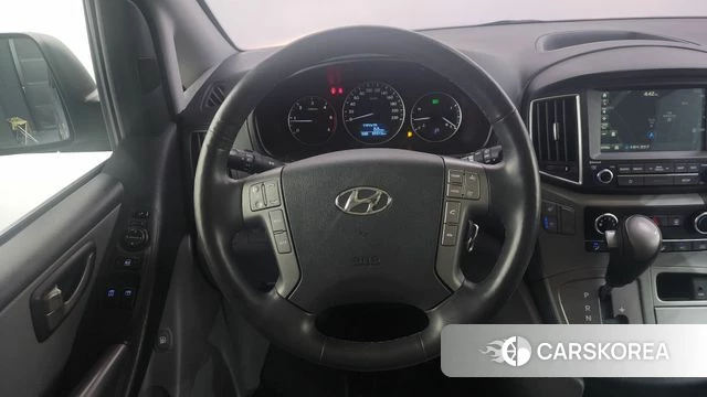 Hyundai The New Grand Starex 2018 Серебряный из Кореи, фото 2
