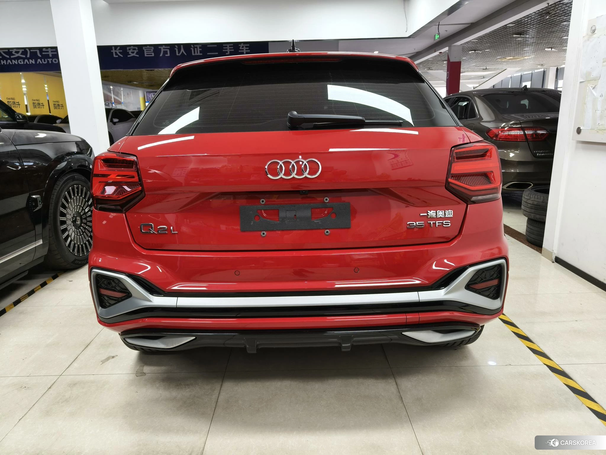 Audi Q2L 2021 Красный из Китая, фото 2