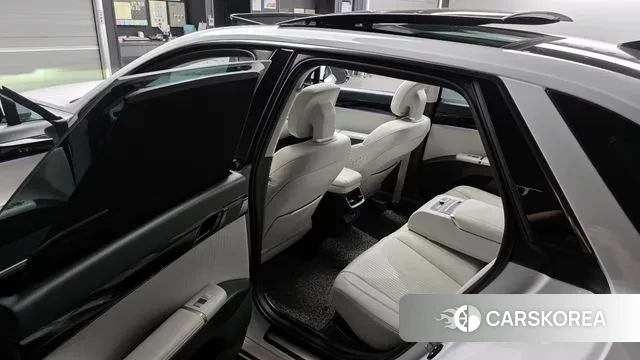 Hyundai Grandeur Hybrid (GN7) 2023 Белый из Кореи, фото 2