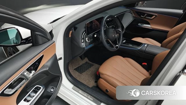 Mercedes-Benz E-Class W214 2025 Белый из Кореи, фото 2