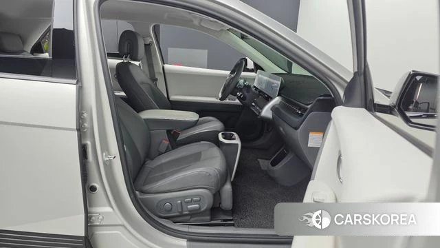 Hyundai Ionic 5 2023 Серебряный из Кореи, фото 2