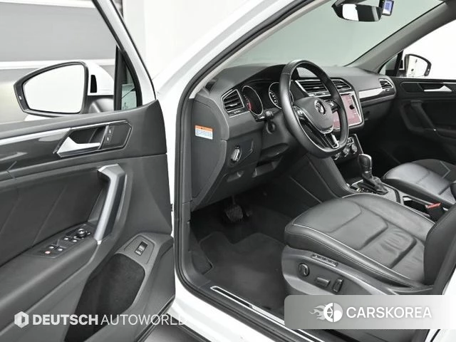 Volkswagen Tiguan second Generation 2018 Белый из Кореи, фото 2