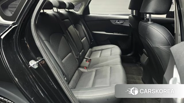 Kia The New K3 2nd generation 2022 Черный из Кореи, фото 2