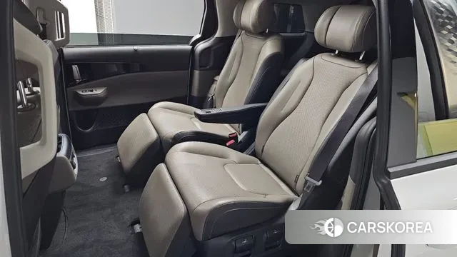 Kia The New Carnival 4th Generation 2024 Белый из Кореи, фото 2