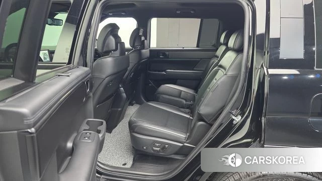 Hyundai Santa Fe (MX5) 2023 Черный из Кореи, фото 2