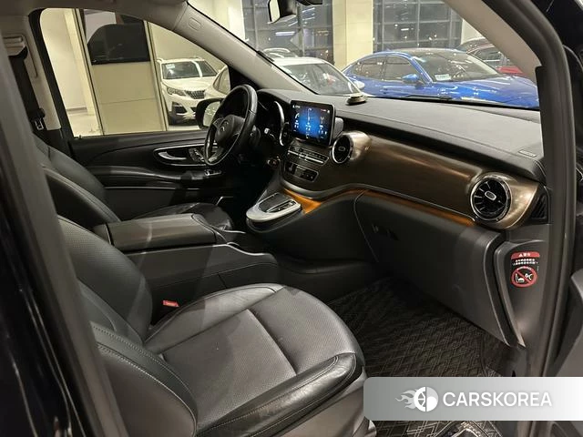 Mercedes-Benz V-class 2021 Черный из Китая, фото 2