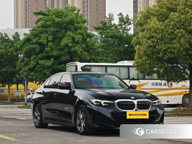 BMW i3 2023 Черный из Китая, фото 2
