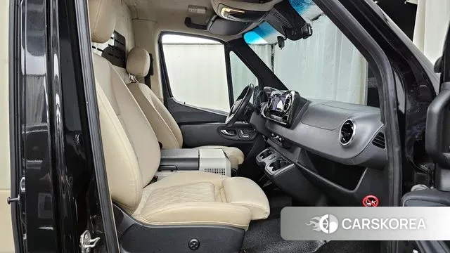 Mercedes-Benz Sprinter 2022 Черный из Кореи, фото 2