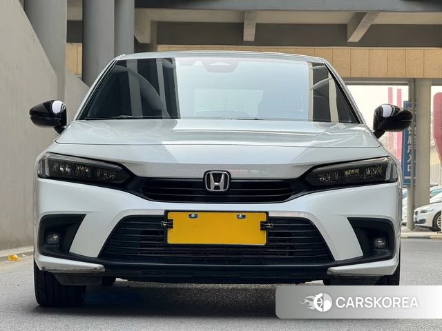 Honda Civic 2023 Белый из Китая, фото 2
