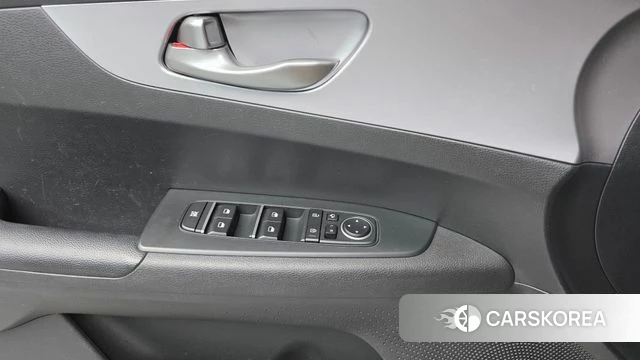 Kia The New K3 2nd generation 2021 Белый из Кореи, фото 2