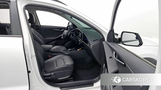Kia Di Ol Nu Niro 2022 Белый из Кореи, фото 2