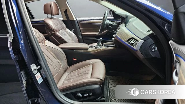 BMW 5 Series (G30) 2020 Синий из Кореи, фото 2