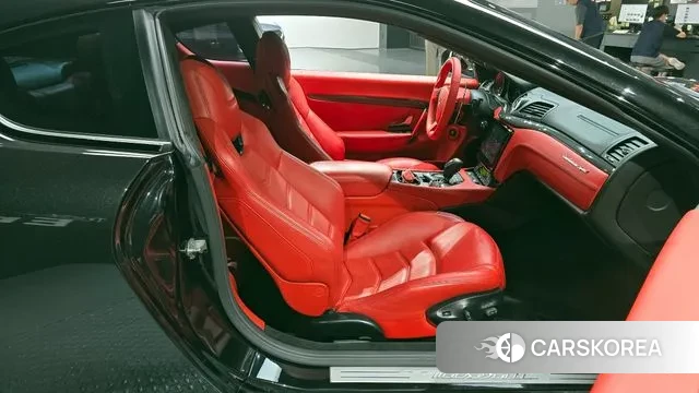Maserati GranTurismo 2019 Черный из Кореи, фото 2