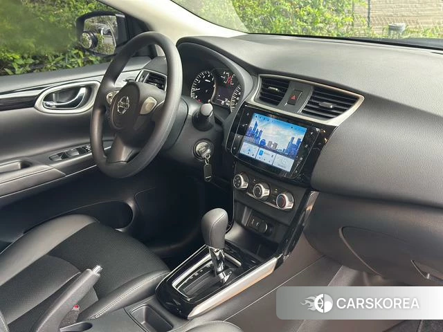 Nissan Xuan Yi 2021 Черный из Китая, фото 2