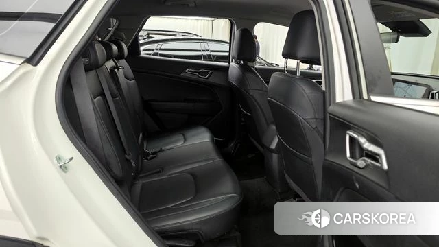 Kia Sportage 5th Generation 2022 Белый из Кореи, фото 2