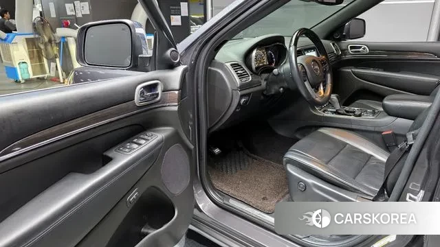 Jeep Grand Cherokee id 3254138 из Кореи 2