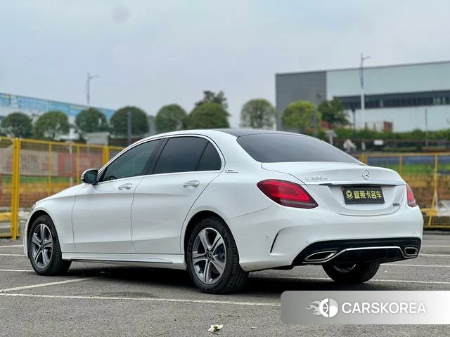 Mercedes-Benz Class C 2021 Белый из Китая, фото 2