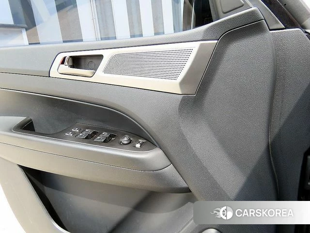 Ssangyong Rexton Sports 2018 Черный из Кореи, фото 2