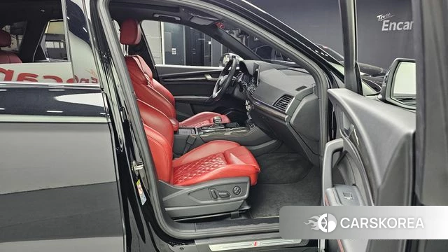 Audi SQ5 (FY) 2021 Черный из Кореи, фото 2