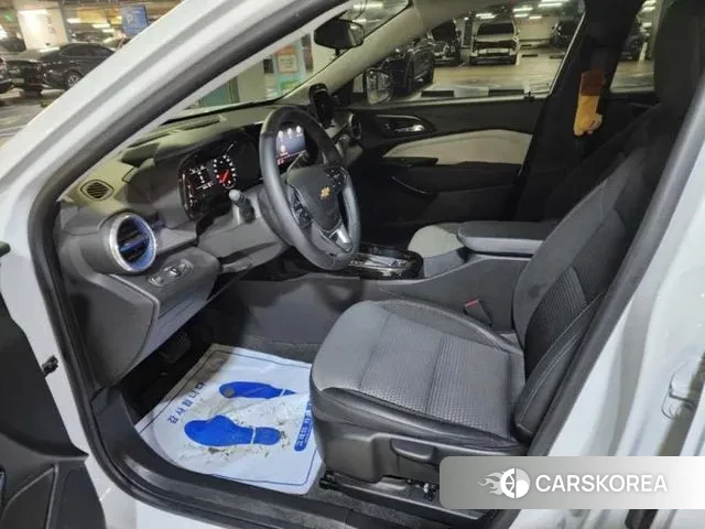 Chevrolet (GM Daewoo) Trax Crossover 2024 Белый из Кореи, фото 2