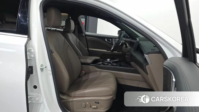 Kia K8 2023 Белый из Кореи, фото 2