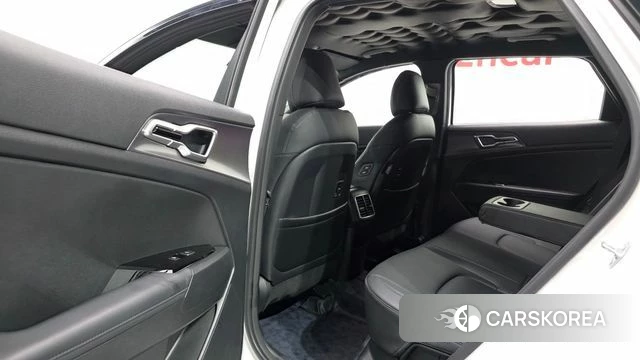 Kia Sportage 5th Generation 2024 Белый из Кореи, фото 2