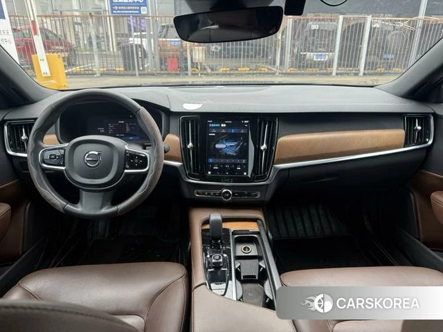 Volvo S90 2022 Черный из Китая, фото 2