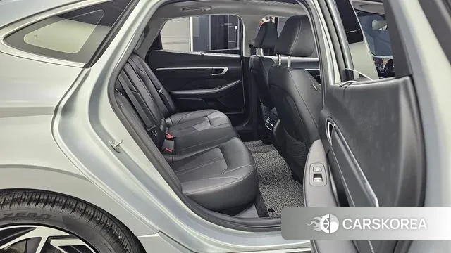 Hyundai Sonata D Edge (DN8) 2024 Серебряный из Кореи, фото 2