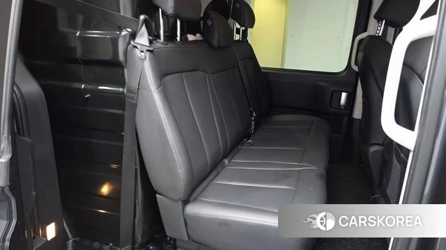 Hyundai Staria 2024 Черный из Кореи, фото 2