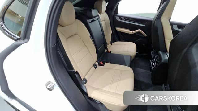 Porsche Cayenne (PO536) 2025 Белый из Кореи, фото 2