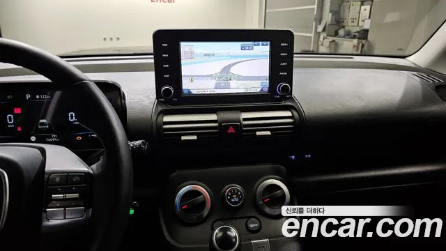 Hyundai Casper 2022 Темно-зеленый из Кореи, фото 2