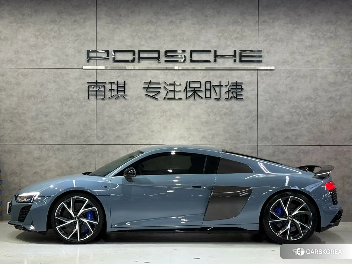 Audi R8 2021 Синий из Китая, фото 2