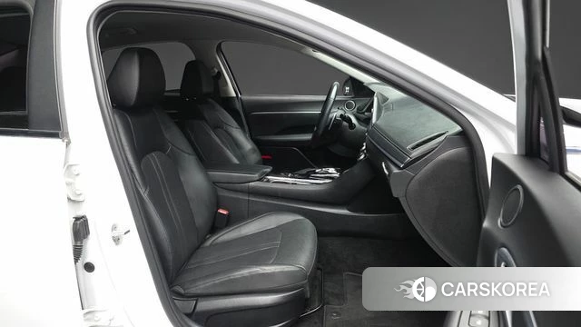 Hyundai Sonata (DN8) 2019 Белый из Кореи, фото 2